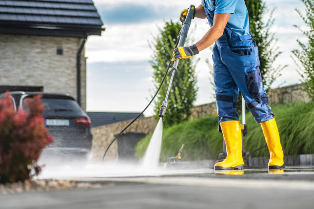 Best Gutter Cleaning  in Sallisaw, OK